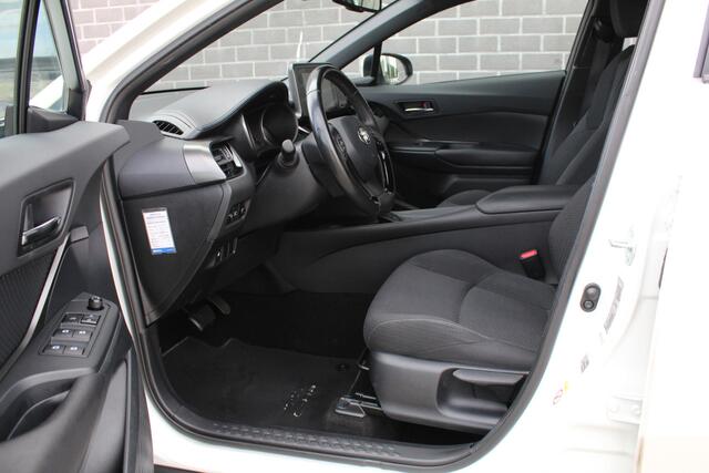 Toyota C-HR 1.8 Hybrid Dynamic / Camera / Navigatie