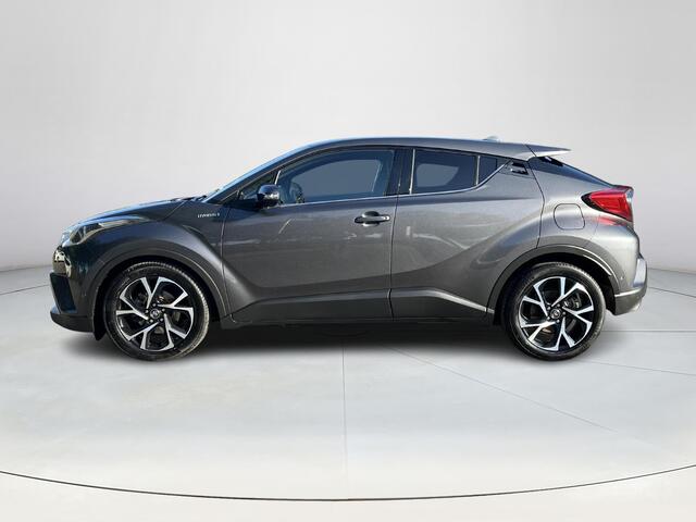 Toyota C-HR 1.8 Hybrid Style | Navigatie | Dode hoek waarschuwing | Stoelverwarming | Parkeersensoren |