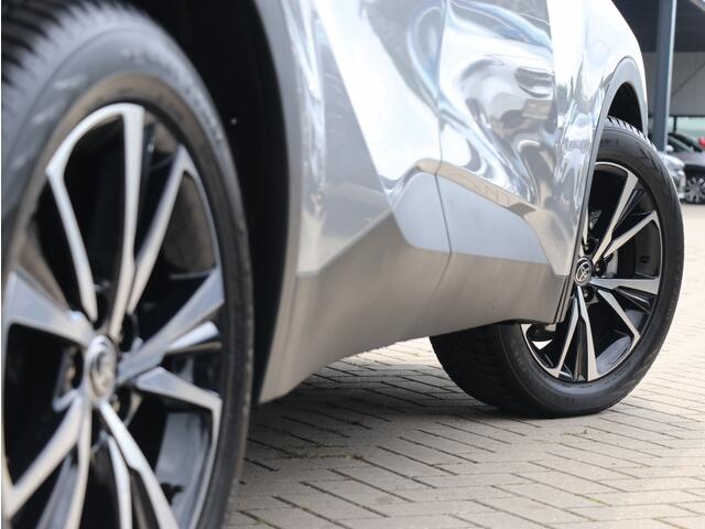 Toyota C-HR 1.8 Hybrid 140 Dynamic I Navi I Keyless I Dodehoekdetectie
