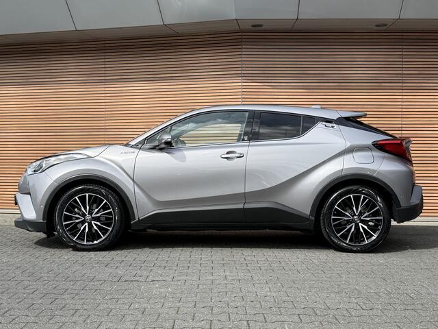 Toyota C-HR 1.8 Hybrid Style Adapt. Cruise / Dodehoek / Navi / Camera / Volledig Onderhouden / Lm Velgen / Trekhaak