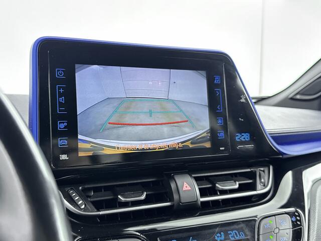 Toyota C-HR 1.8 Hybrid Bi-Tone Plus Limited | Apple Carplay & Android Auto | Parkeercamera |