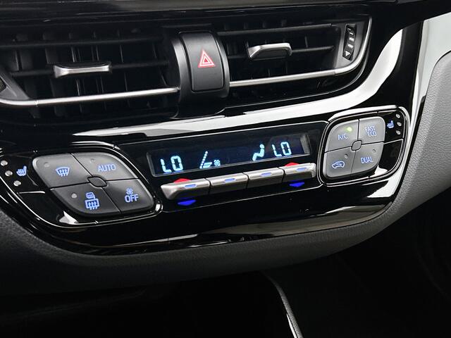 Toyota C-HR 1.8 Hybrid Bi-Tone Limited | ACC | Stoelverwarming | Carplay | Dodehoekdtectie