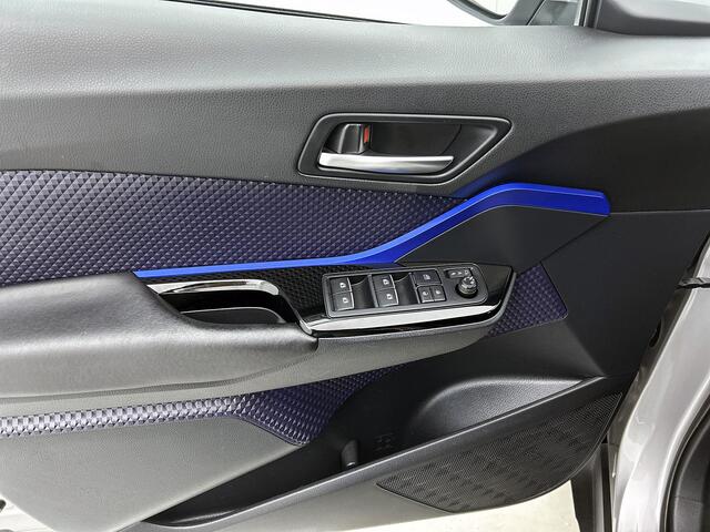 Toyota C-HR 1.8 Hybrid Bi-Tone