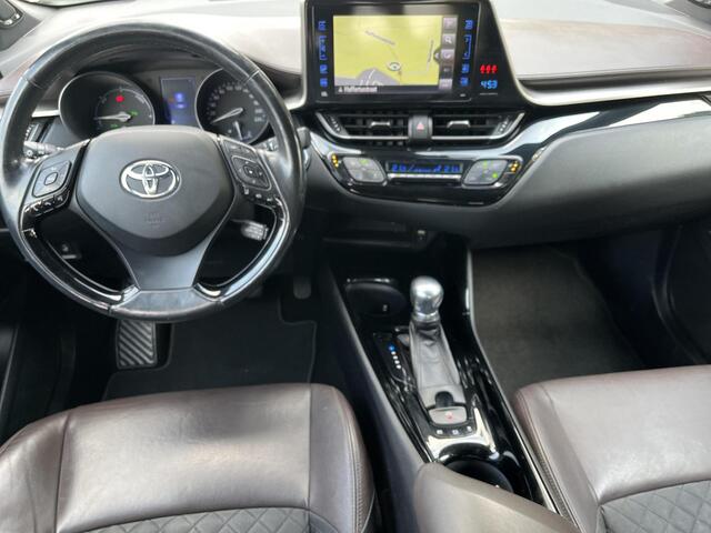 Toyota C-HR 1.8 Hybrid Premium | LED Koplampen | Stoel- + stuurverwarming | Navigatie | Sideskirts |