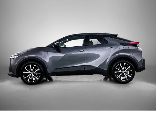 Toyota C-HR 1.8 Hybrid 140 Dynamic Limited | Dodehoek assistent | Stuur + Voorstoelen verwarmd | Camera | LM velgen |