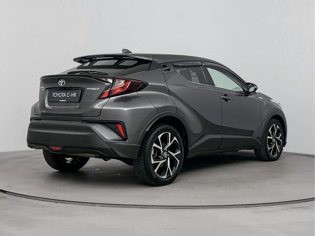 Toyota C-HR 1.8 Hybrid Dynamic Limited | Navi | Stoel-/Stuurverwarming | Metaallak |