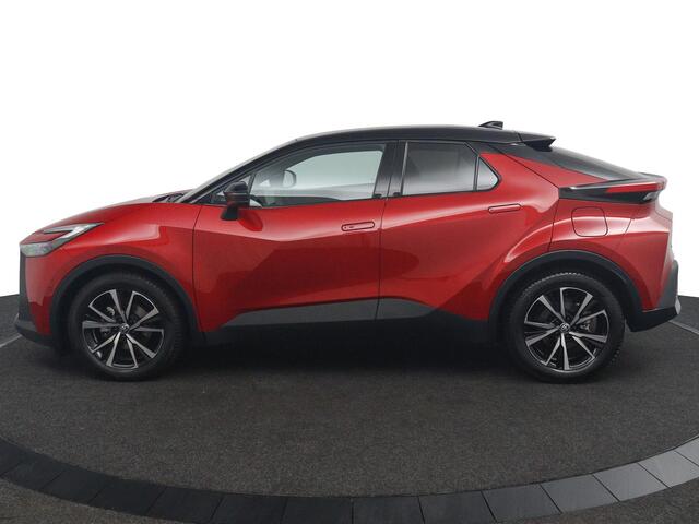 Toyota C-HR 1.8 Hybrid 140 First Edition | Parkeersensoren Rondom | Elektrisch bedienbare achterklep | Led Verlichting | Navigatie |