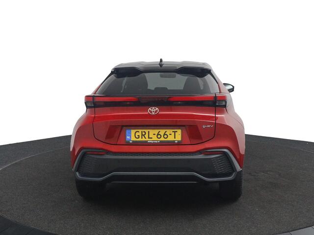 Toyota C-HR 1.8 Hybrid 140 First Edition | Parkeersensoren Rondom | Elektrisch bedienbare achterklep | Led Verlichting | Navigatie |