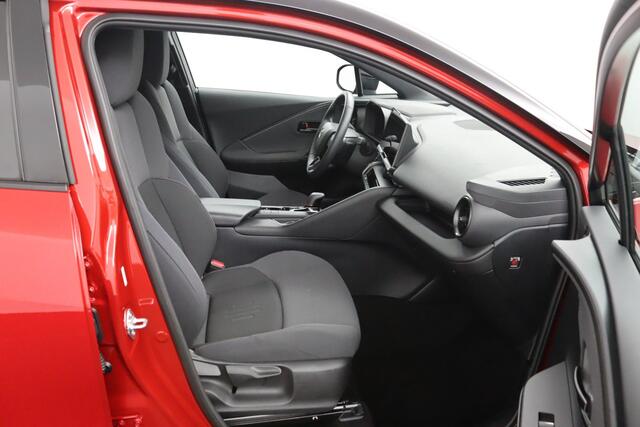 Toyota C-HR 1.8 Hybrid 140 First Edition | Parkeersensoren Rondom | Elektrisch bedienbare achterklep | Led Verlichting | Navigatie |