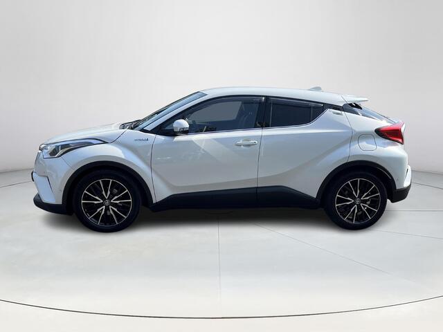 Toyota C-HR 1.8 Hybrid Executive | Navigatie | Achteruitrijcamera | Stoelverwarming | Trekhaak