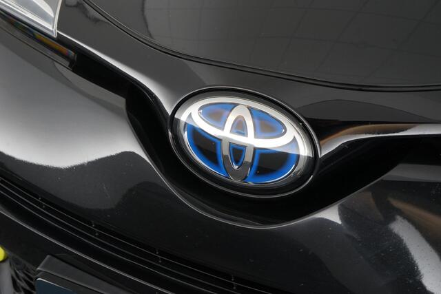 Toyota C-HR 1.8 Hybrid Bi-Tone Plus