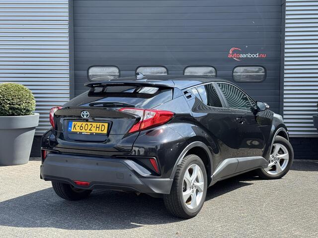 Toyota C-HR 1.8 Hybrid Dynamic | Navigatie | Camera | DAB | Cruise Control | Lichtmetalen Velgen |