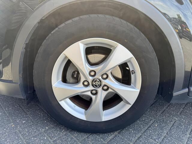 Toyota C-HR 1.8 Hybrid Dynamic | Navigatie | Camera | DAB | Cruise Control | Lichtmetalen Velgen |