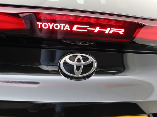 Toyota C-HR 2.0 Plug-in Hybrid 220 First Edition