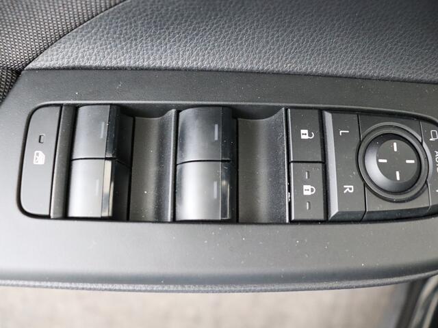 Toyota C-HR 2.0 Plug-in Hybrid 220 First Edition