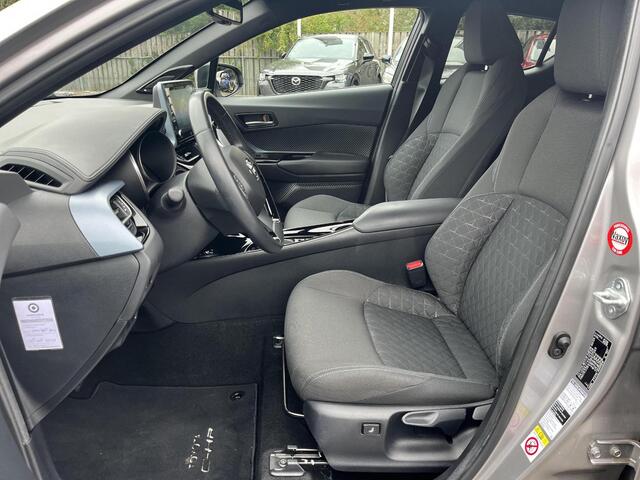 Toyota C-HR 1.8 Hybrid First Edition Apple Carplay/Android Auto | Camera |