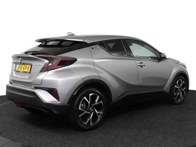 Toyota C-HR 1.8 Hybrid Style | Stoel/Stuurverwarming | Parkeersensoren | Navigatie |