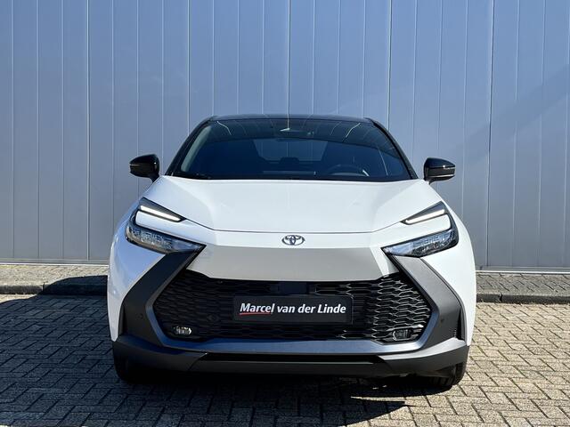 Toyota C-HR 2.0 Plug-in Hybrid 220 Dynamic NIEUW VOORRAAD LEVERBAAR! SNEL RIJDEN