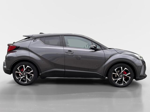 Toyota C-HR 2.0 Hybrid Launch Edition | Extra Winterwielen | Navigatie | Camera | Two-Tone | Stoelverwarming | 18"LM Velgen |