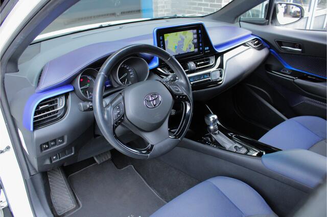 Toyota C-HR 1.8 Hybrid Bi-Tone |trekhaak|navigatie|BLIS|stoelverwarming|keyless|