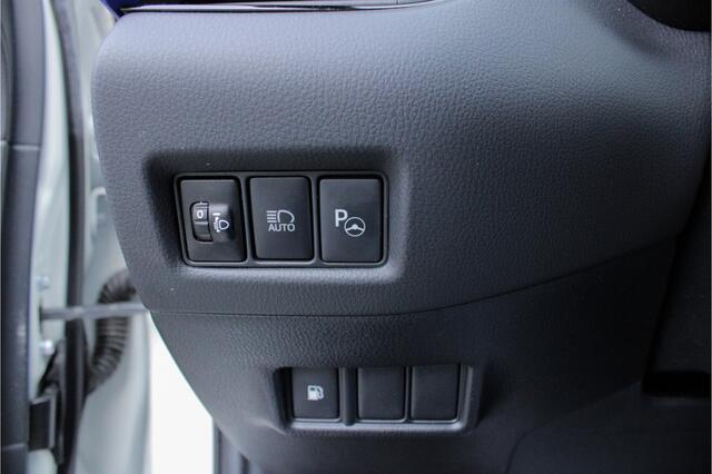 Toyota C-HR 1.8 Hybrid Bi-Tone |trekhaak|navigatie|BLIS|stoelverwarming|keyless|