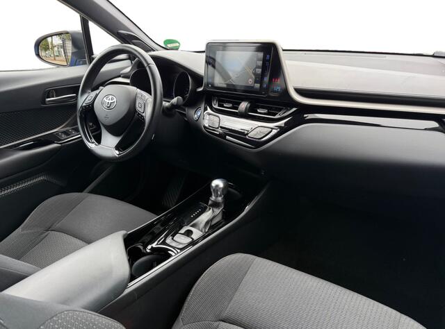 Toyota C-HR 1.8 Hybrid Bi-Tone I Navi I JBL I Keyless I Camera