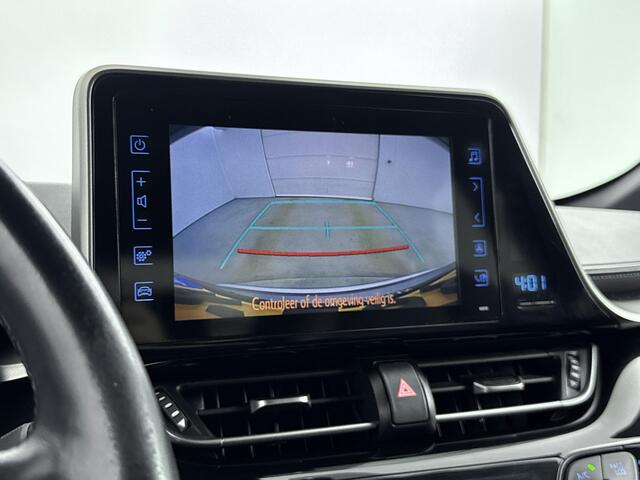 Toyota C-HR 1.8 Hybrid Adventure | Dodehoek Detector | Lederen Bekleding | Voorstoelen Verwarmd | Stuurwiel Verwarmd | Cruise Control Adaptief | Lane Assist |