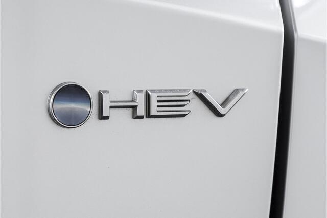 Toyota C-HR 1.8 Hybrid 140 Executive - Automaat | Dig. Cockpit | Adapt. Cruise | Stoel-+Stuur-+Voorruitverw. | Elek. Stoel | PDC | Camera | NAV + App. Connect | ECC | DAB | LM 19" | 3747