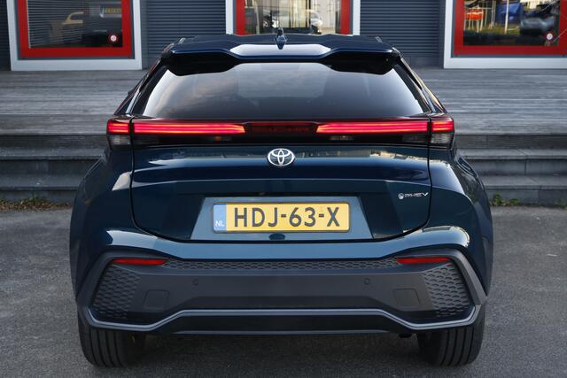 Toyota C-HR 2.0 Plug-in Hybrid 220 Dynamic reservering roy tot zaterdag