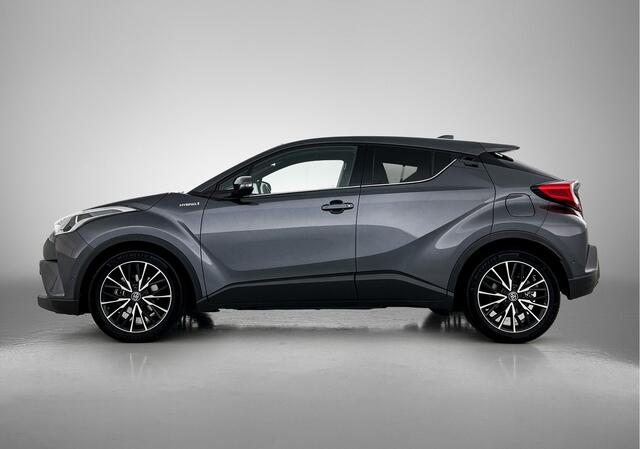 Toyota C-HR 1.8 Hybrid Executive | Trekhaak | Half leer | Parkeersensoren