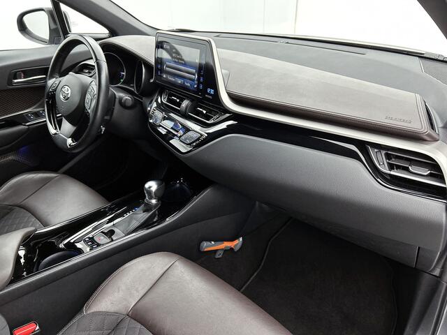 Toyota C-HR 1.8 Hybrid Executive | Trekhaak | Half leer | Parkeersensoren