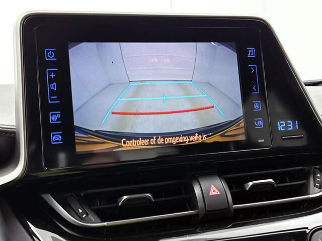 Toyota C-HR 1.8 Hybrid Executive | Trekhaak | Half leer | Parkeersensoren