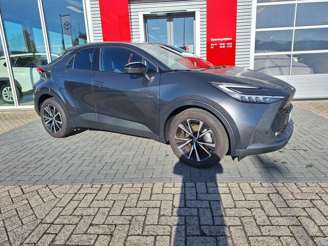 Toyota C-HR 1.8 Hybrid 140 Dynamic Limited met winterpack