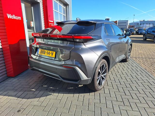 Toyota C-HR 1.8 Hybrid 140 Dynamic Limited met winterpack