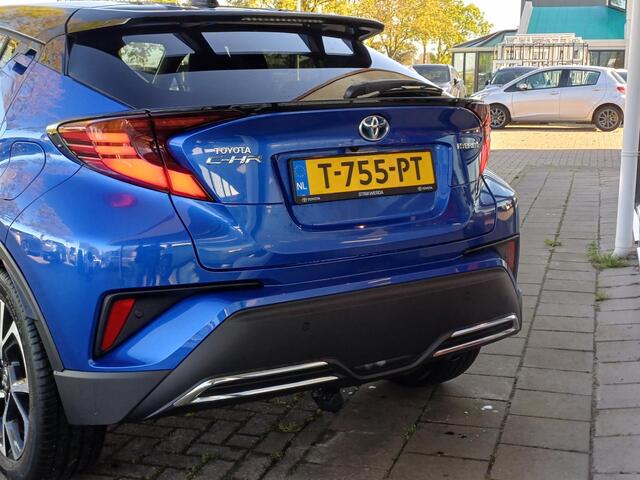 Toyota C-HR 2.0 Hybrid Style 184 PK | Stoel- en stuurverwarming | PDC | BSM | Trekhaak | Carplay - Android auto