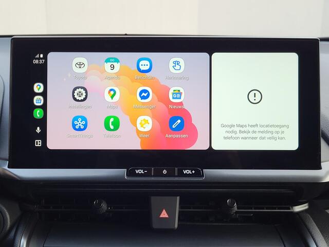 Toyota C-HR 1.8 Hybrid 140 Dynamic Automaat / Tot 10 jaar garantie* / Navigatie / Android Auto / Apple Carplay / Camera / Stuur-, voorruit- en voorstoelverwarming /