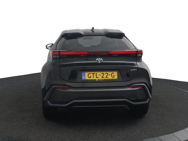 Toyota C-HR 1.8 Hybrid 140 Dynamic | Keyless Entry | Dodehoek Detectie | Navigatie | Parkeersensoren Rondom |