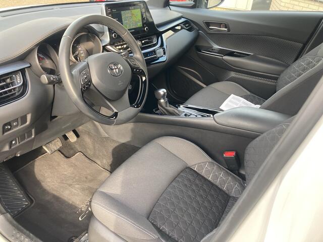 Toyota C-HR 1.8 Hybrid Bi-Tone / Navigatie