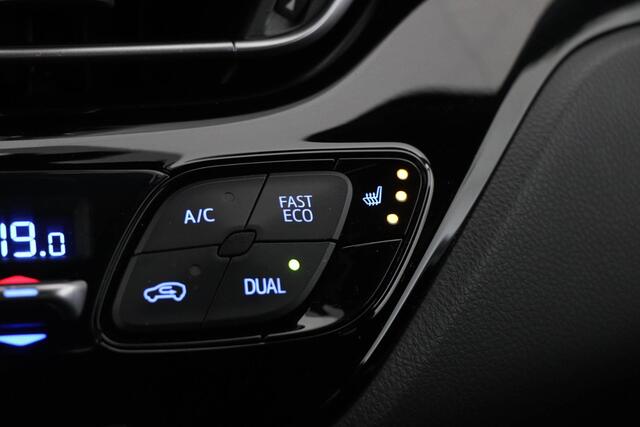 Toyota C-HR 1.8 Hybrid First Edition | STUURVERWARMING | DAB | CAMERA | TREKHAAK