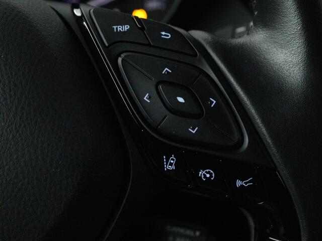 Toyota C-HR 2.0 Hybrid Dynamic Bi-Tone