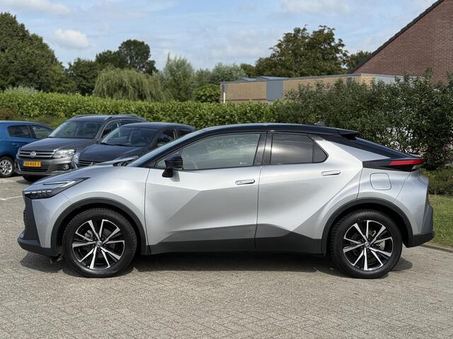 Toyota C-HR 1.8 Hybrid 140 First Edition | Bi-tone | Stoel- stuurverwarming | Elek. achterklep | Camera | PDC V+A