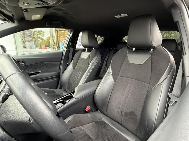 Toyota C-HR 1.8 Hybrid Bi-Tone | Trekhaak | Dodehoek ass. | Stoel & Stuurver