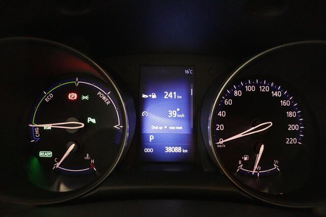 Toyota C-HR 1.8 Hybrid Style Limited | Parkeersensoren | Stoel/Stuurverwarming | Navigatie | Parkeercamera |