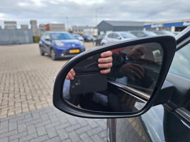 Toyota C-HR 1.8 Hybrid Style Limited