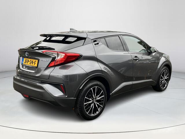 Toyota C-HR 1.8 Hybrid Executive | Navigatie | Parkeersensoren | Keyless entry | Stoelverwarming |