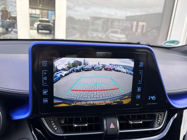 Toyota C-HR 1.8 Hybrid Bi-Tone | Stoel en stuurverwarming | Navigatie | Blindspot | Toyota garantie tot 2028!