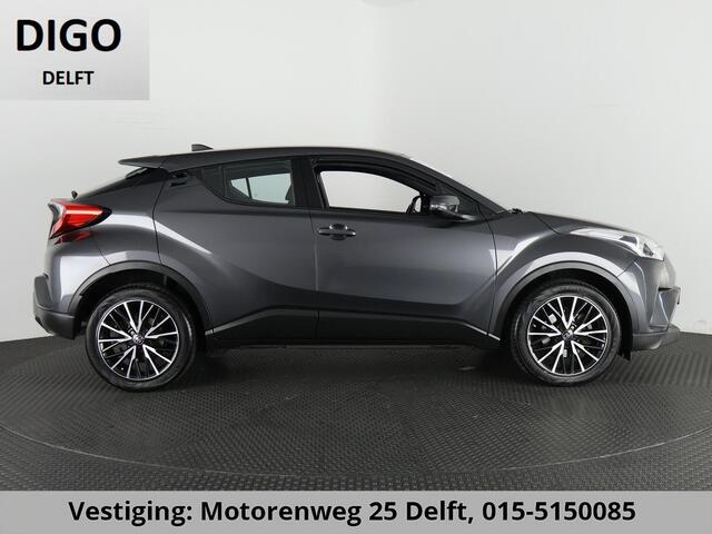 Toyota C-HR 116 PK DYNAMIC URBAN NAVI 1e EIG GARANTIE 6-2028 ! LMV.CLIMA. ADAPTIEF CRUISE CONTROL . KEYLESS ENTRY . ELEKTRISCHE INKLAPBARE SPIEGELS .