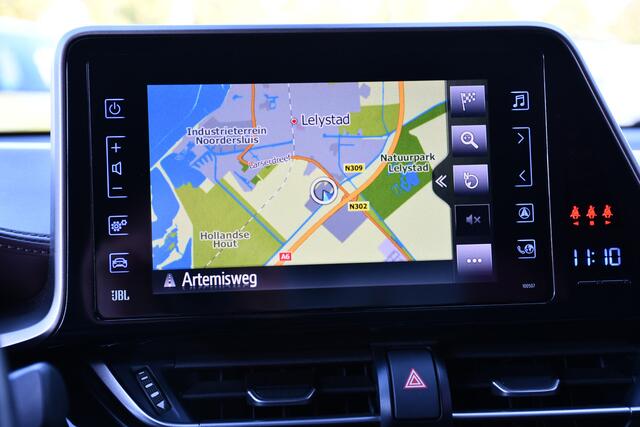 Toyota C-HR 1.8 Hybrid Executive Ultimate Automaat 122pk | Dodehoekdetectie | PDC vóór- & achter | LED-koplampen | Dealer-onderhouden |