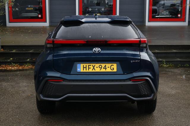 Toyota C-HR 2.0 Plug-in Hybrid 220 First Edition