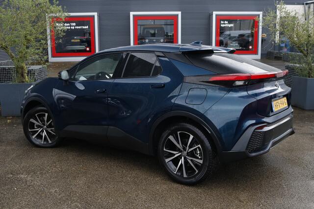 Toyota C-HR 2.0 Plug-in Hybrid 220 First Edition